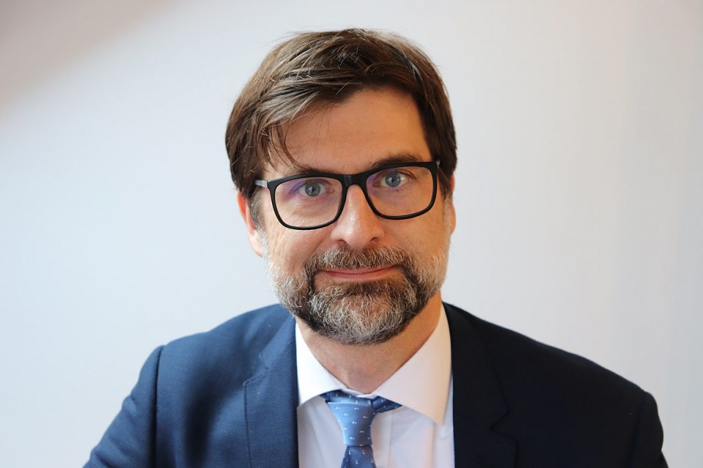Protechtor előadó - Dr. Peták István